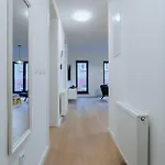Modern Design With Parking *