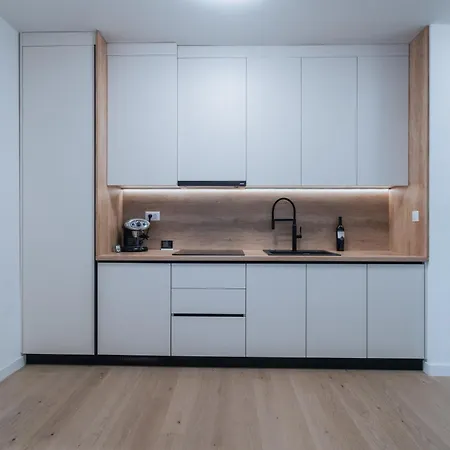 Modern Design With Parking شقة سراييفو